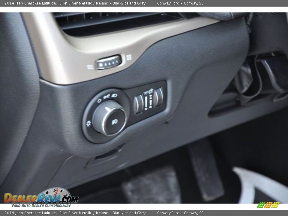 2014 Jeep Cherokee Latitude Billet Silver Metallic / Iceland - Black/Iceland Gray Photo #21