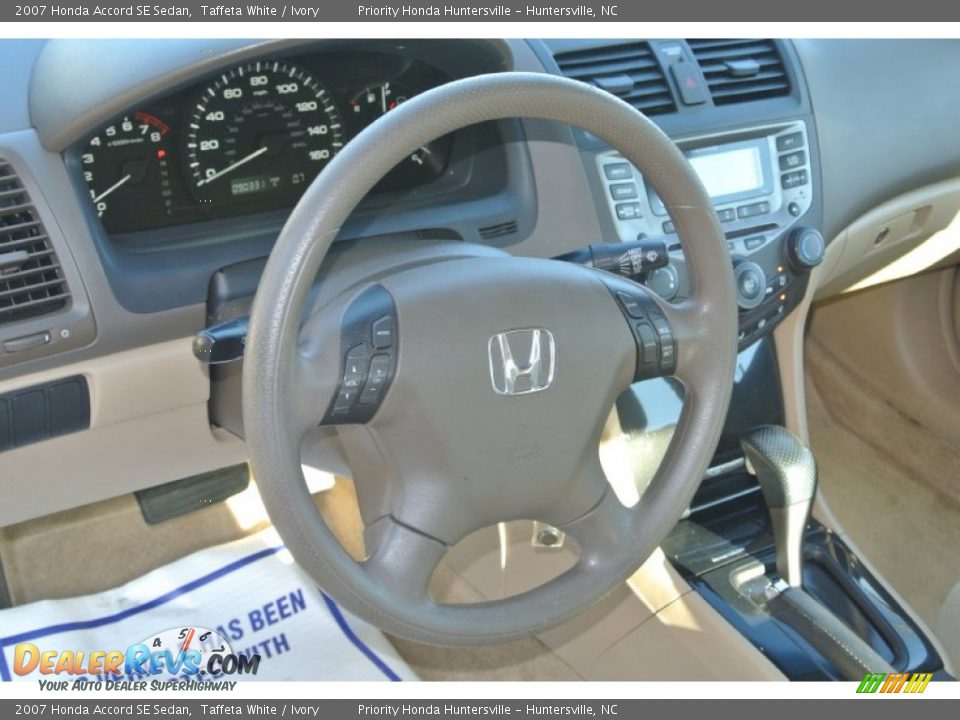 2007 Honda Accord SE Sedan Taffeta White / Ivory Photo #25