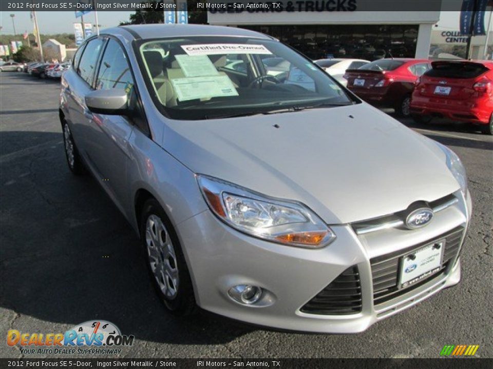 2012 Ford Focus SE 5-Door Ingot Silver Metallic / Stone Photo #1