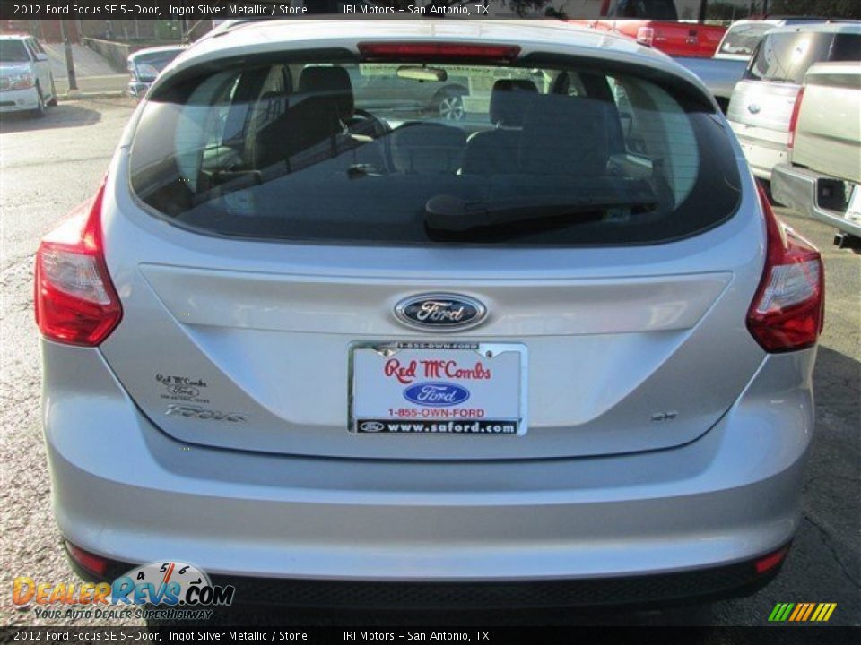 2012 Ford Focus SE 5-Door Ingot Silver Metallic / Stone Photo #5