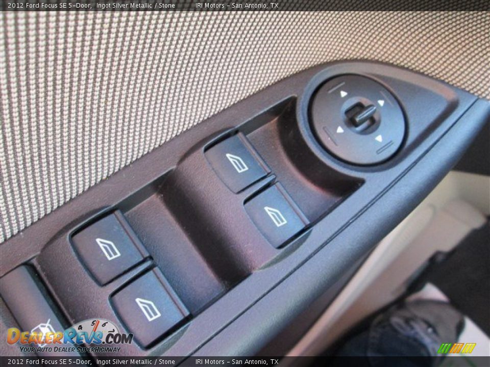 2012 Ford Focus SE 5-Door Ingot Silver Metallic / Stone Photo #19
