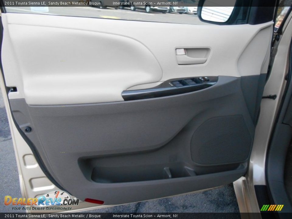 2011 Toyota Sienna LE Sandy Beach Metallic / Bisque Photo #7