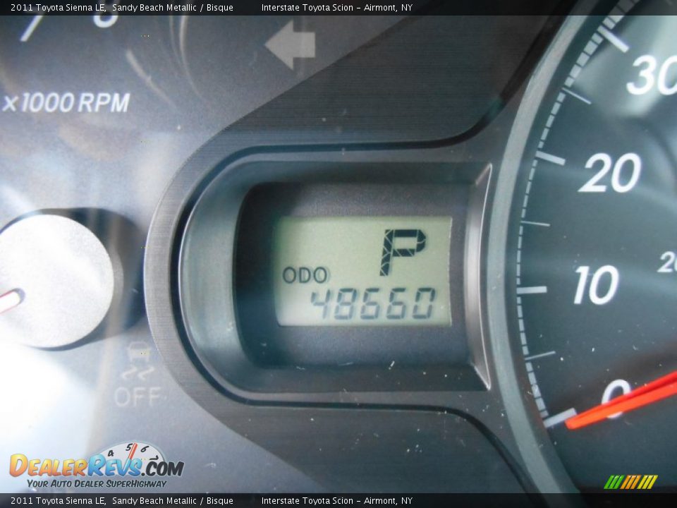 2011 Toyota Sienna LE Sandy Beach Metallic / Bisque Photo #13