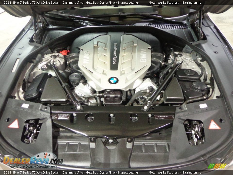 2011 BMW 7 Series 750Li xDrive Sedan Cashmere Silver Metallic / Oyster/Black Nappa Leather Photo #16