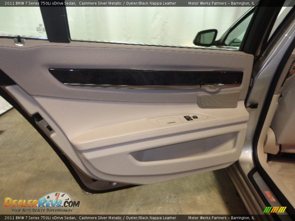 2011 BMW 7 Series 750Li xDrive Sedan Cashmere Silver Metallic / Oyster/Black Nappa Leather Photo #27