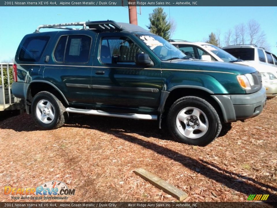 2001 Nissan Xterra XE V6 4x4 Alpine Green Metallic / Dusk Gray Photo #3
