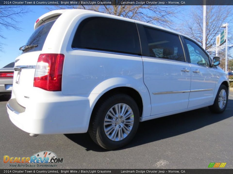 2014 Chrysler Town & Country Limited Bright White / Black/Light Graystone Photo #3
