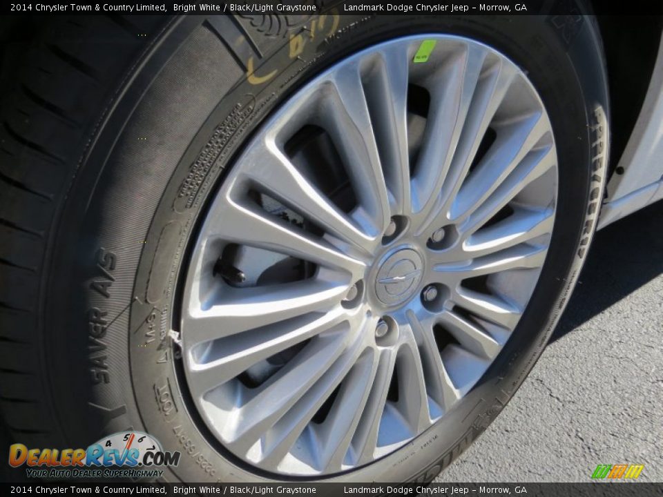 2014 Chrysler Town & Country Limited Wheel Photo #5