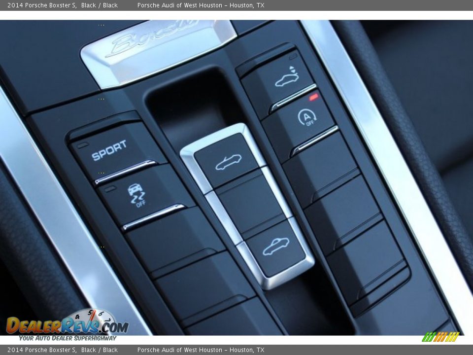 Controls of 2014 Porsche Boxster S Photo #18