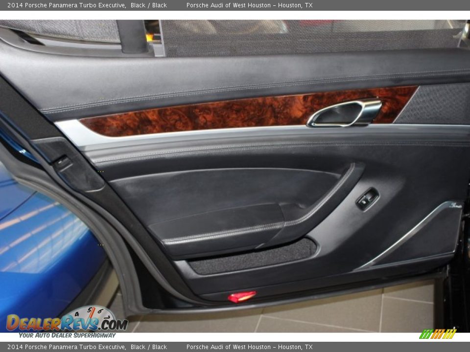Door Panel of 2014 Porsche Panamera Turbo Executive Photo #26