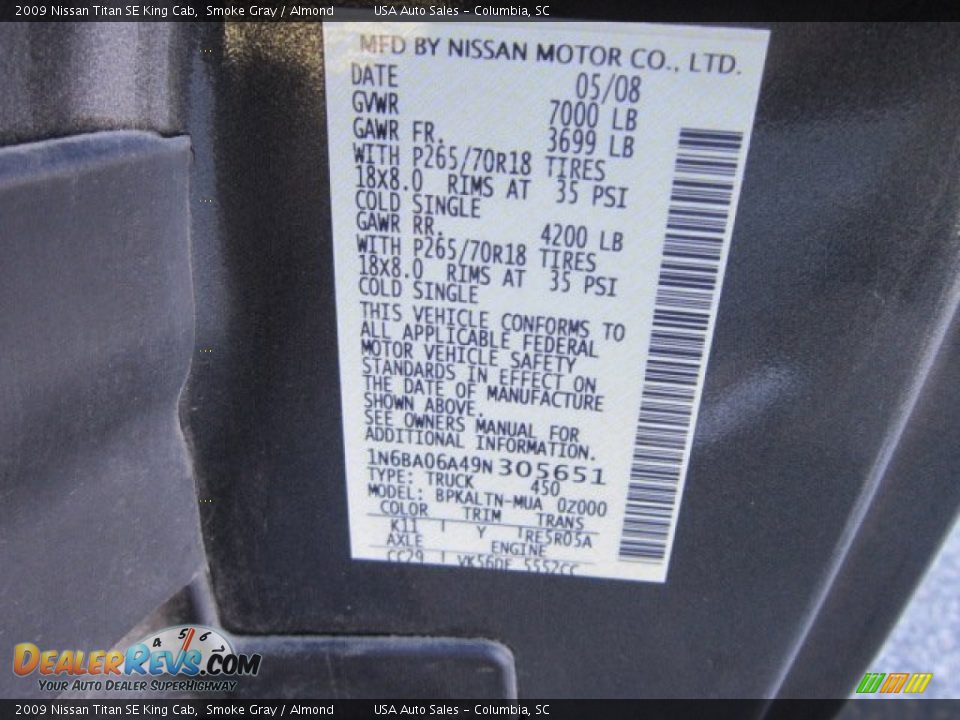 2009 Nissan Titan SE King Cab Smoke Gray / Almond Photo #17