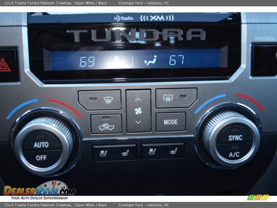 Controls of 2014 Toyota Tundra Platinum Crewmax Photo #19