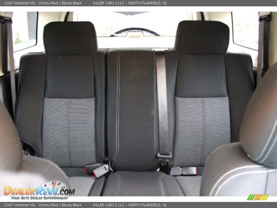 Rear Seat of 2007 Hummer H3  Photo #9