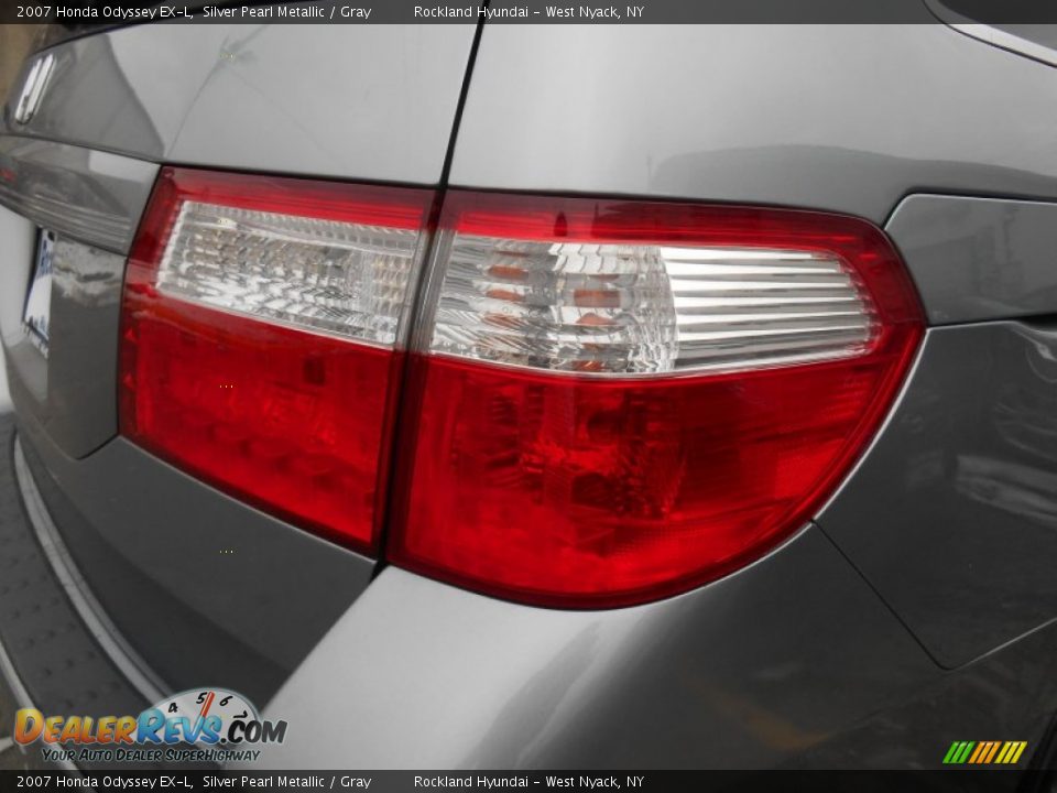 2007 Honda Odyssey EX-L Silver Pearl Metallic / Gray Photo #20