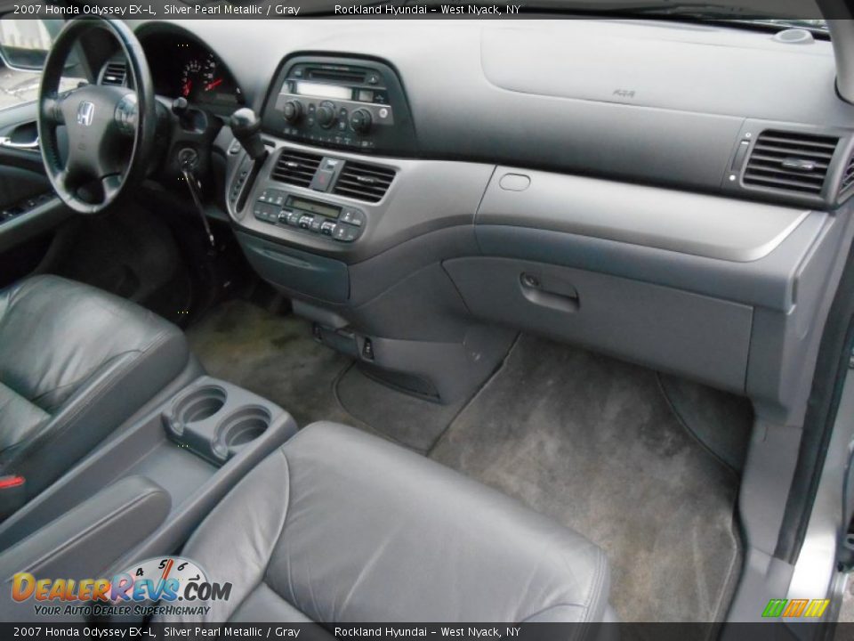 2007 Honda Odyssey EX-L Silver Pearl Metallic / Gray Photo #23