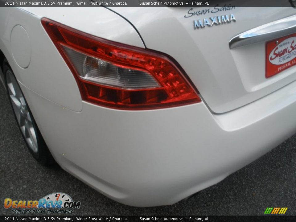 2011 Nissan Maxima 3.5 SV Premium Winter Frost White / Charcoal Photo #18