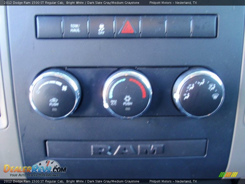2012 Dodge Ram 1500 ST Regular Cab Bright White / Dark Slate Gray/Medium Graystone Photo #33