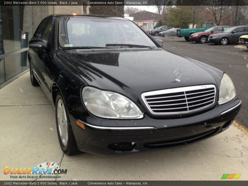 Front 3/4 View of 2002 Mercedes-Benz S 600 Sedan Photo #4