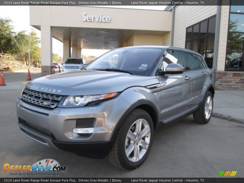 Front 3/4 View of 2014 Land Rover Range Rover Evoque Pure Plus Photo #5