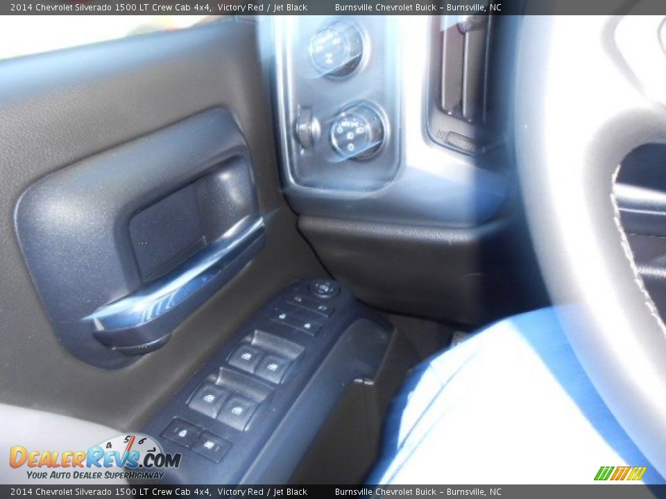 2014 Chevrolet Silverado 1500 LT Crew Cab 4x4 Victory Red / Jet Black Photo #17