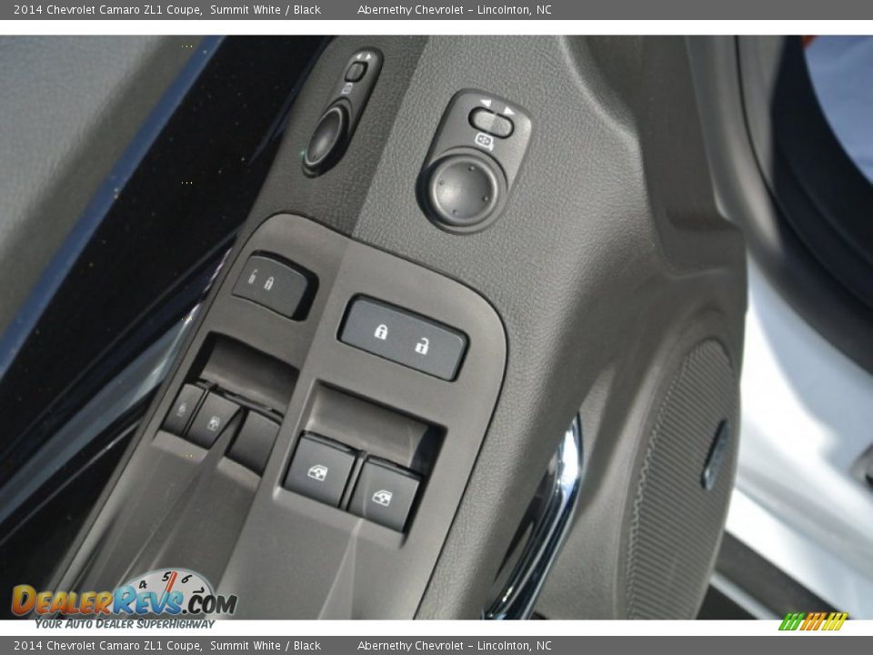 Controls of 2014 Chevrolet Camaro ZL1 Coupe Photo #11