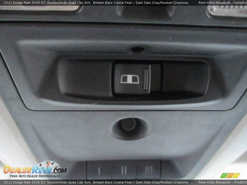 2011 Dodge Ram 1500 SLT Outdoorsman Quad Cab 4x4 Brilliant Black Crystal Pearl / Dark Slate Gray/Medium Graystone Photo #35