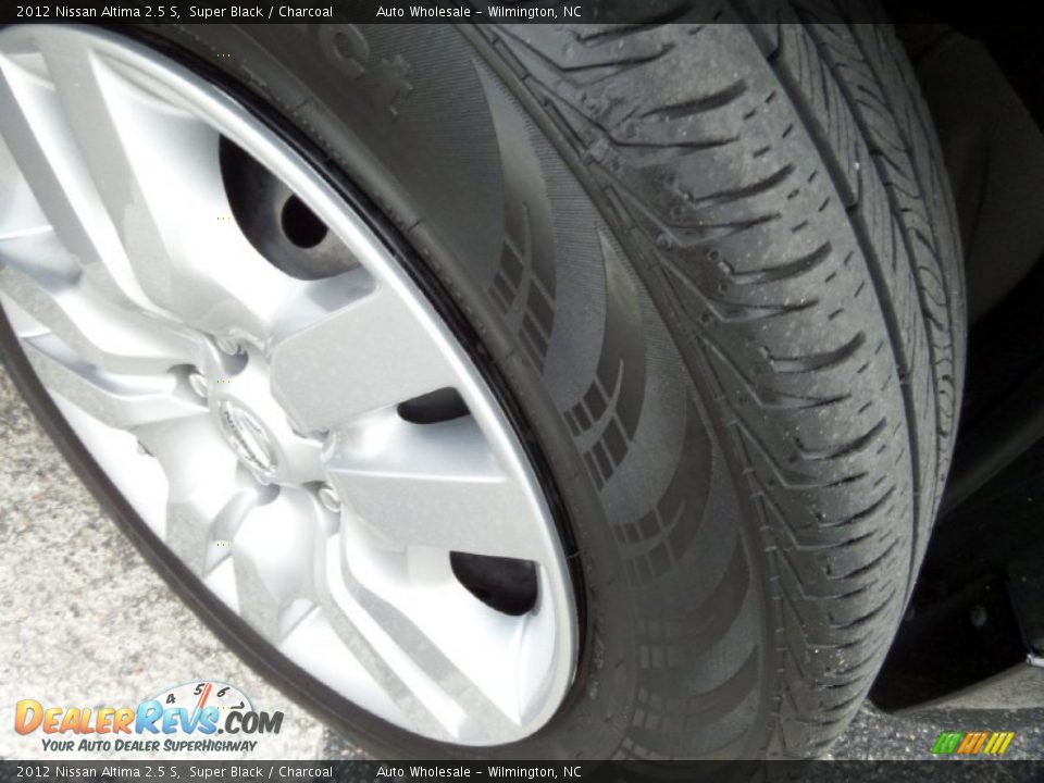 2012 Nissan Altima 2.5 S Super Black / Charcoal Photo #9