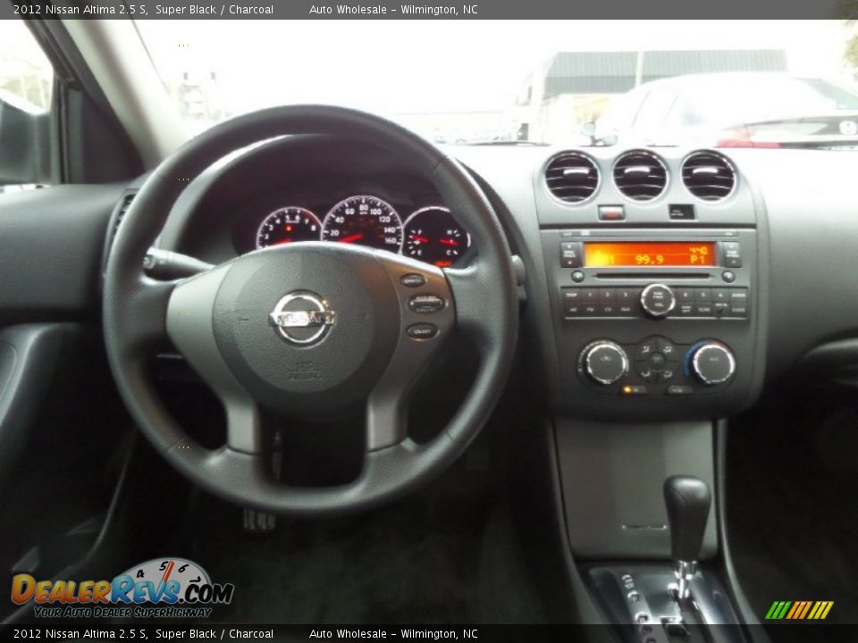 2012 Nissan Altima 2.5 S Super Black / Charcoal Photo #15