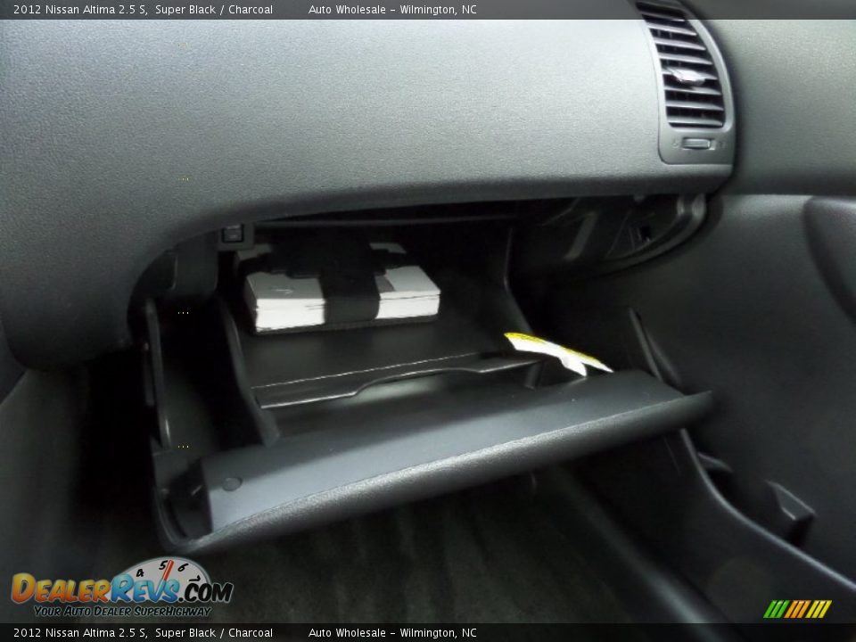 2012 Nissan Altima 2.5 S Super Black / Charcoal Photo #20