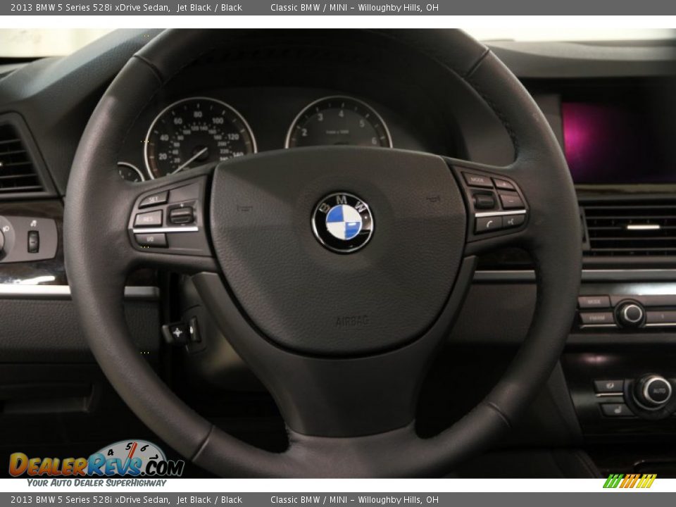 2013 BMW 5 Series 528i xDrive Sedan Steering Wheel Photo #9