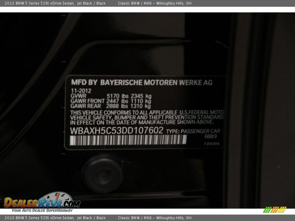 2013 BMW 5 Series 528i xDrive Sedan Jet Black / Black Photo #29