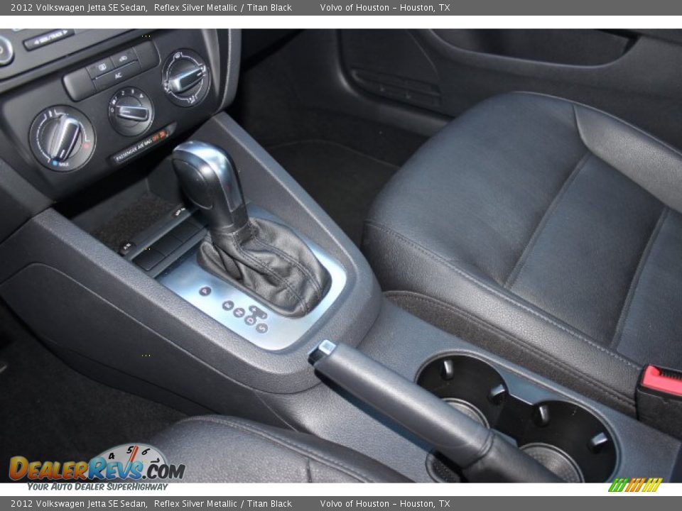 2012 Volkswagen Jetta SE Sedan Reflex Silver Metallic / Titan Black Photo #16