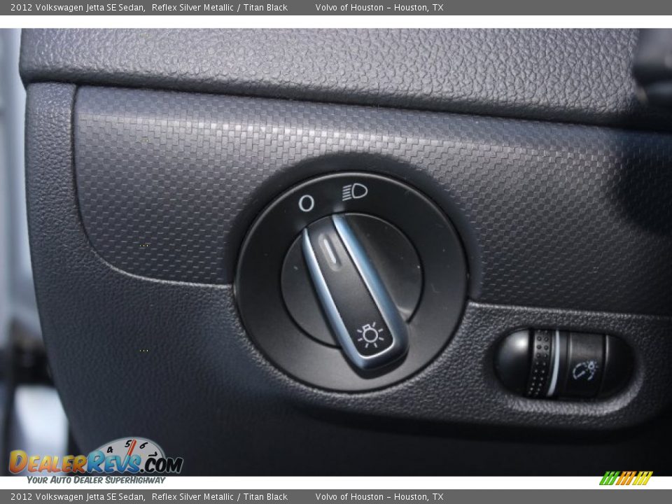 2012 Volkswagen Jetta SE Sedan Reflex Silver Metallic / Titan Black Photo #23