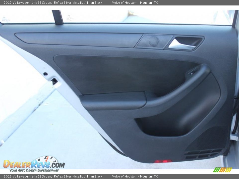 2012 Volkswagen Jetta SE Sedan Reflex Silver Metallic / Titan Black Photo #24