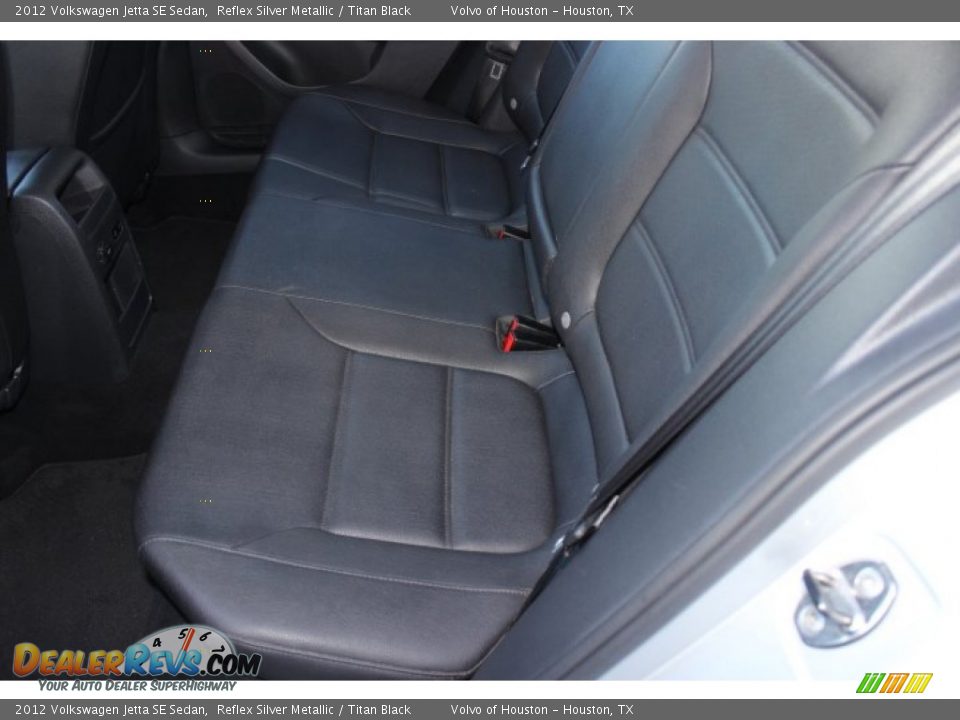 2012 Volkswagen Jetta SE Sedan Reflex Silver Metallic / Titan Black Photo #26