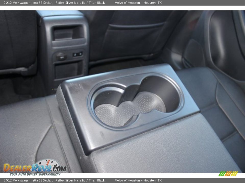 2012 Volkswagen Jetta SE Sedan Reflex Silver Metallic / Titan Black Photo #27