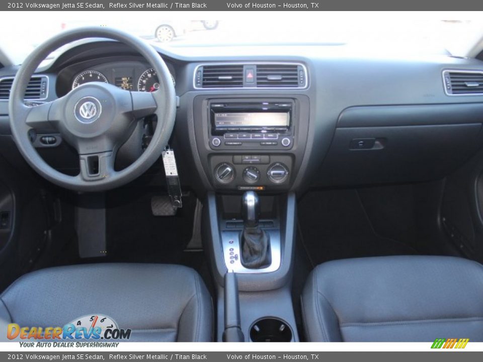2012 Volkswagen Jetta SE Sedan Reflex Silver Metallic / Titan Black Photo #28