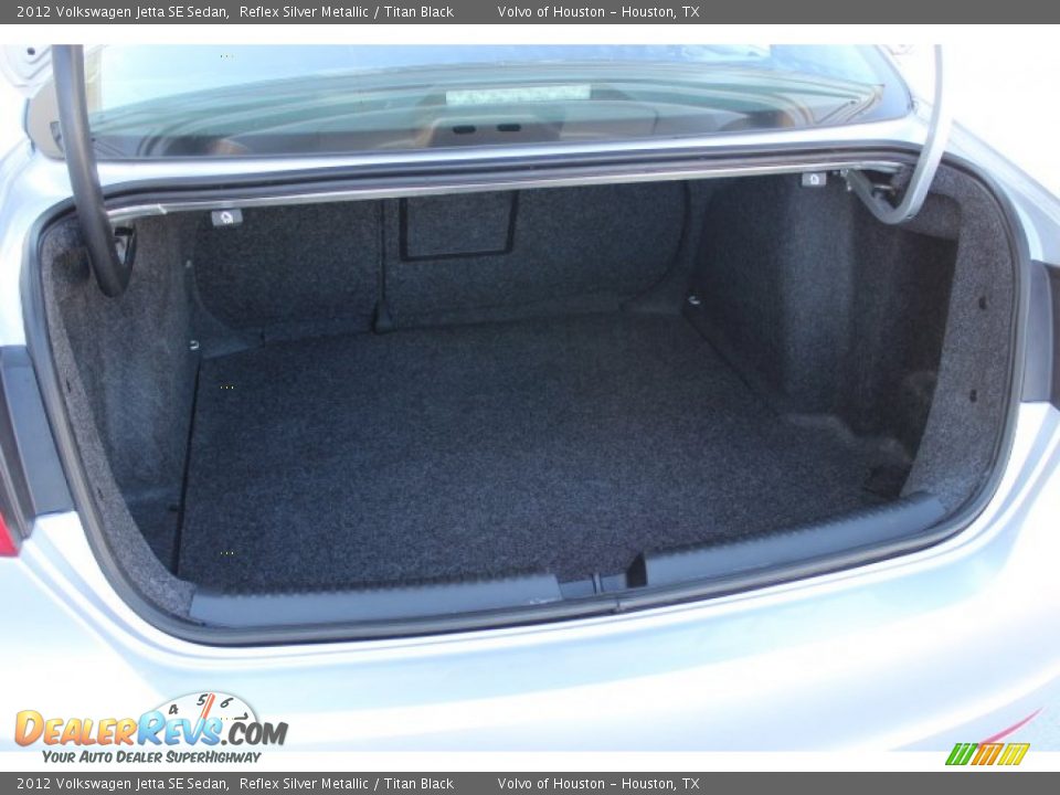 2012 Volkswagen Jetta SE Sedan Reflex Silver Metallic / Titan Black Photo #30