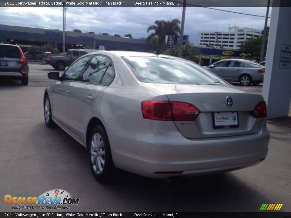 2011 Volkswagen Jetta SE Sedan White Gold Metallic / Titan Black Photo #3