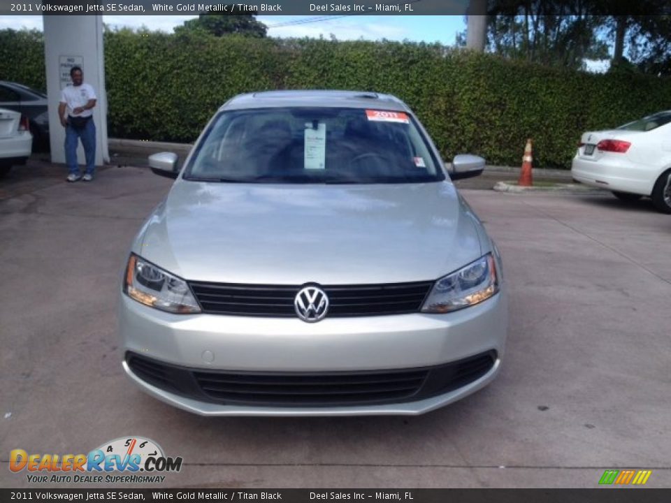 2011 Volkswagen Jetta SE Sedan White Gold Metallic / Titan Black Photo #8