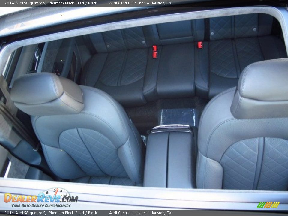 Sunroof of 2014 Audi S8 quattro S Photo #11