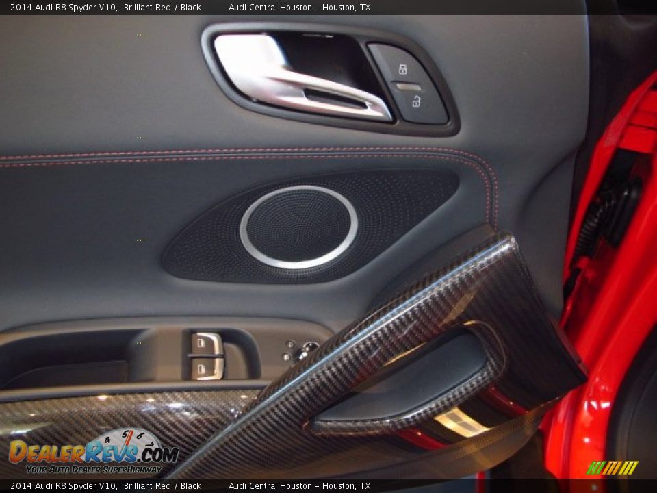 Door Panel of 2014 Audi R8 Spyder V10 Photo #12