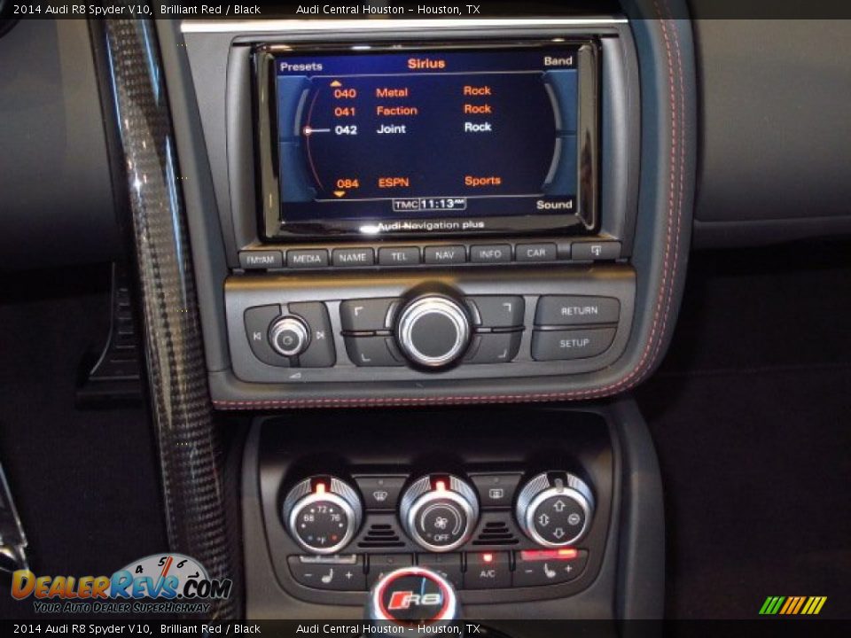 Controls of 2014 Audi R8 Spyder V10 Photo #17