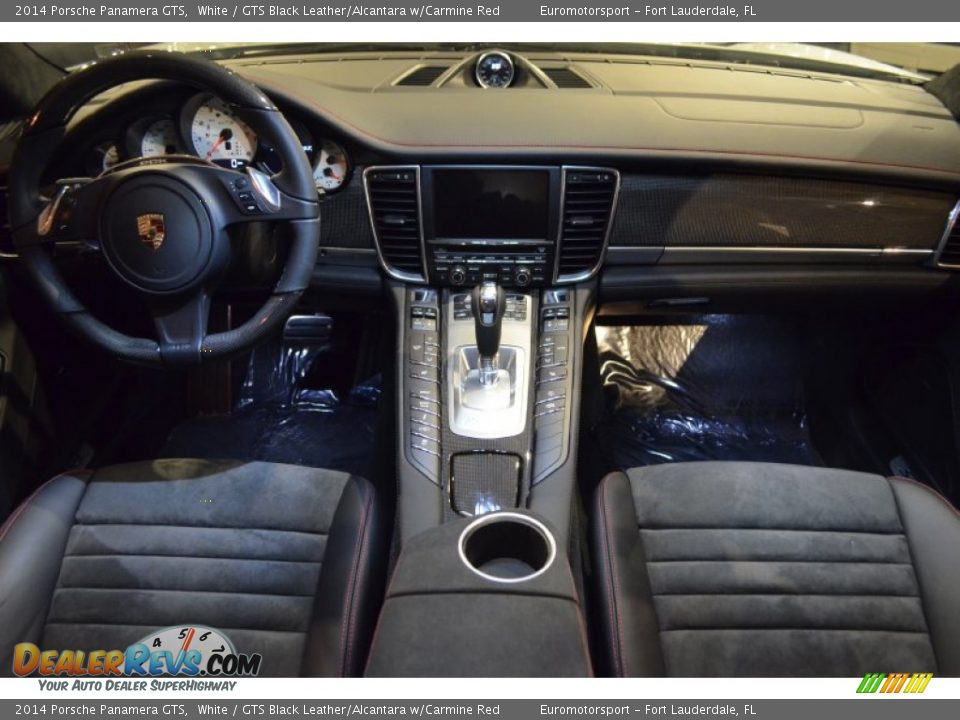Dashboard of 2014 Porsche Panamera GTS Photo #42