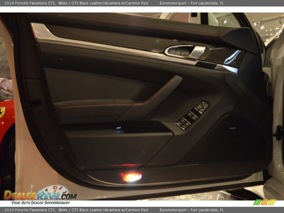 Door Panel of 2014 Porsche Panamera GTS Photo #49