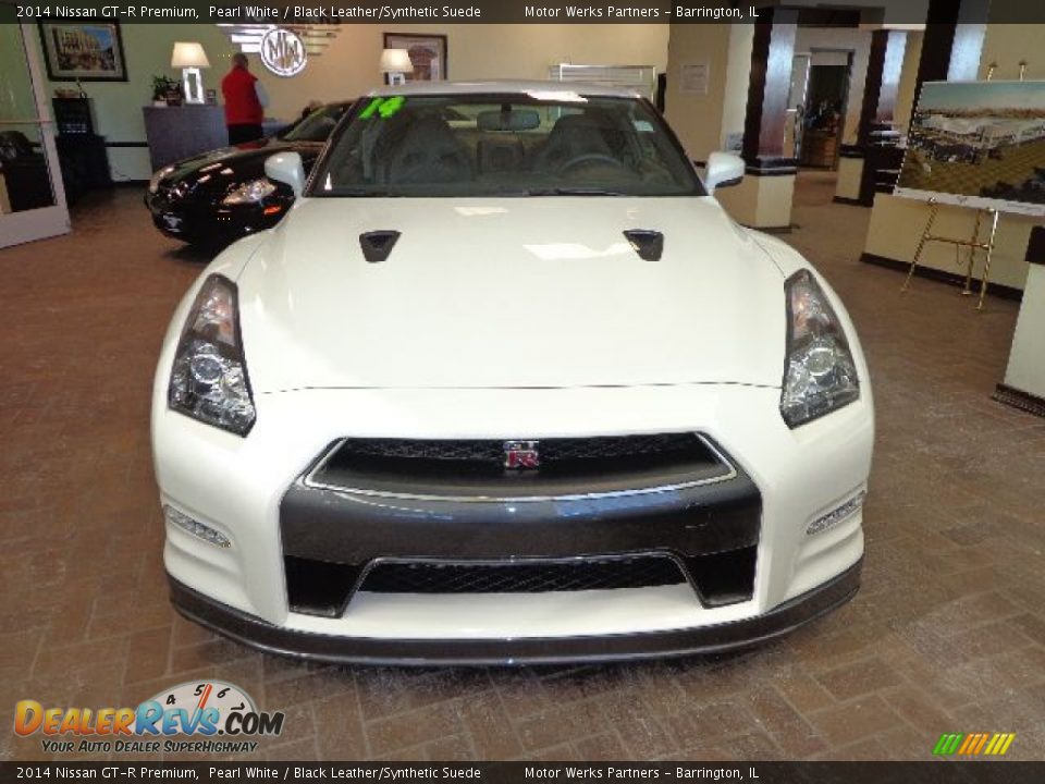 2014 Nissan GT-R Premium Pearl White / Black Leather/Synthetic Suede Photo #2