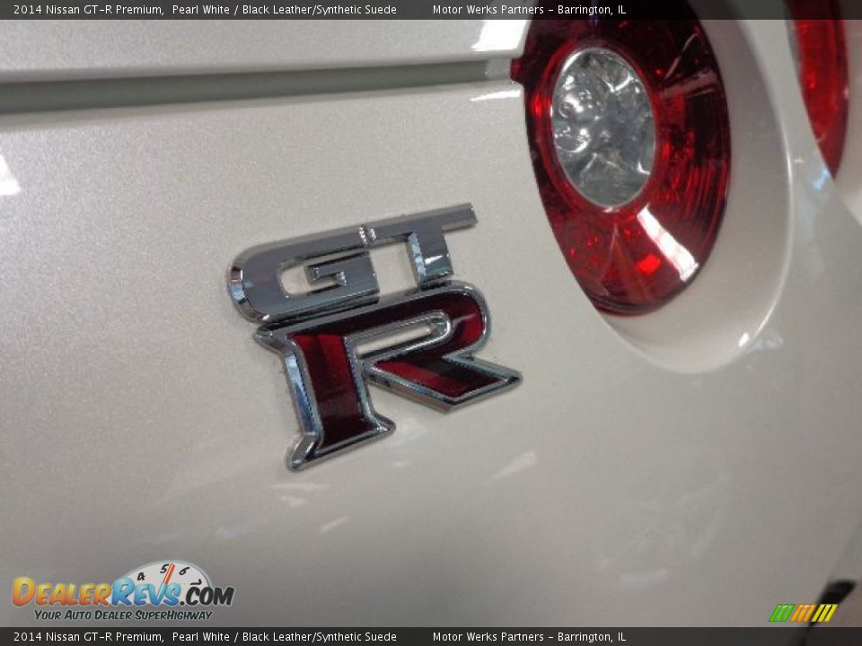 2014 Nissan GT-R Premium Logo Photo #9