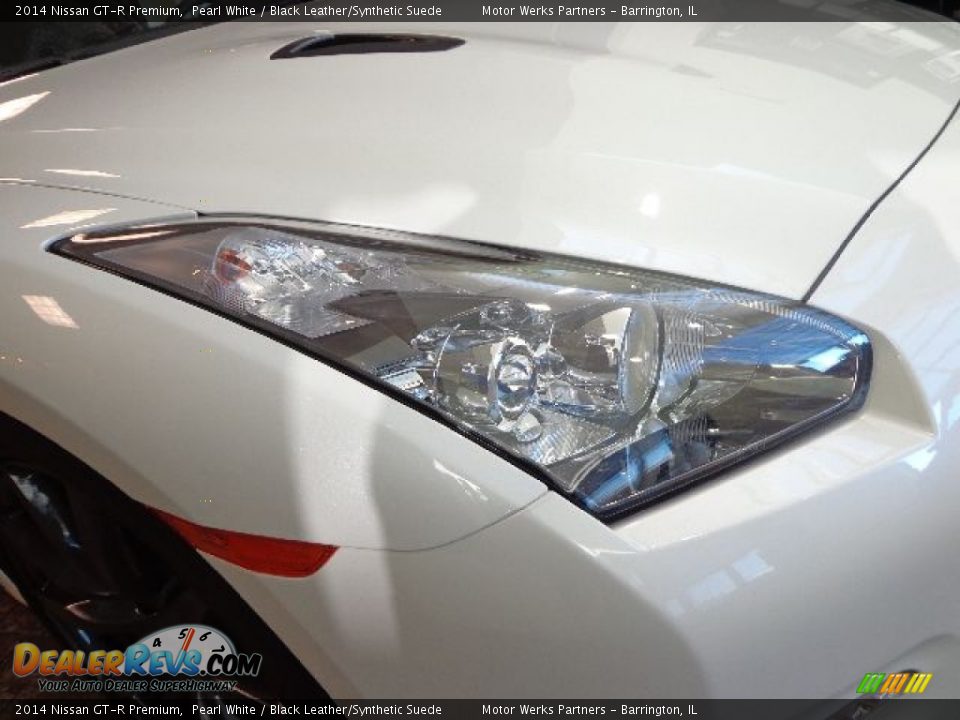 2014 Nissan GT-R Premium Pearl White / Black Leather/Synthetic Suede Photo #14