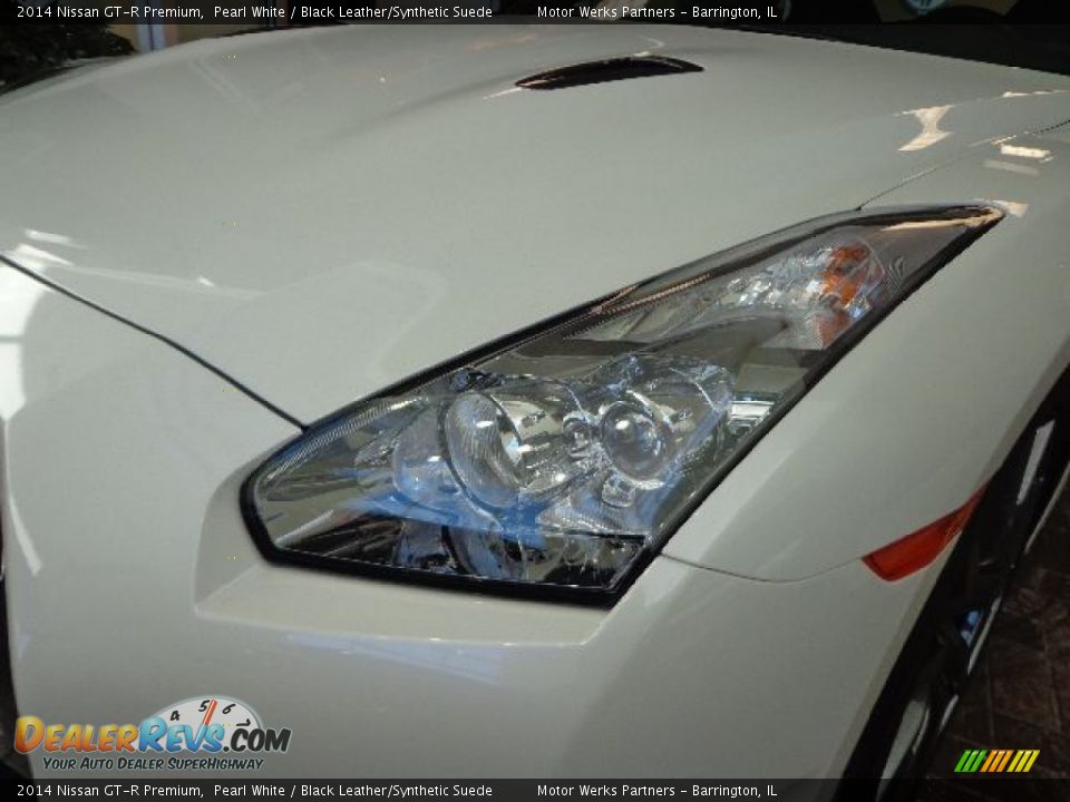 2014 Nissan GT-R Premium Pearl White / Black Leather/Synthetic Suede Photo #16