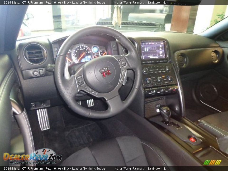 Black Leather/Synthetic Suede Interior - 2014 Nissan GT-R Premium Photo #23